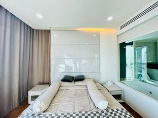 For sale そして for rent 2 ベッドルーム condo in Sathon, Bangkok