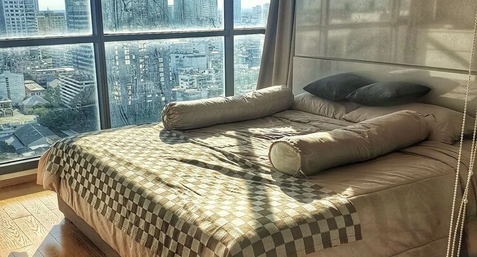 Condo en venta y en alquiler de 2 habitaciones en Sathon, Bangkok