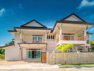 出租 9 卧室 别墅 在 Phuket Town, 普吉