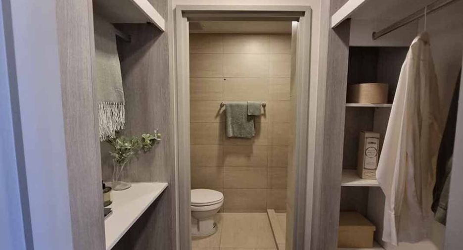 For sale studio condo in Huai Khwang, Bangkok