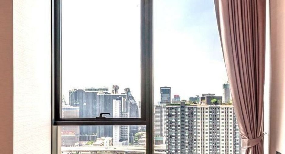 À vendre 2 chambres condo à Watthana, Bangkok