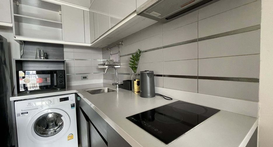 Apartment zur Miete mit 1 Zimmer in Khlong Toei, Bangkok