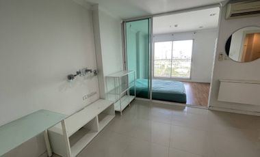 Condo en alquiler de 1 habitaciones en Huai Khwang, Bangkok