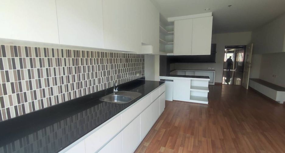 For sale 1 bed condo in Mueang Phuket, Phuket