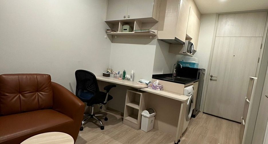 Condo en alquiler de 1 habitaciones en Huai Khwang, Bangkok