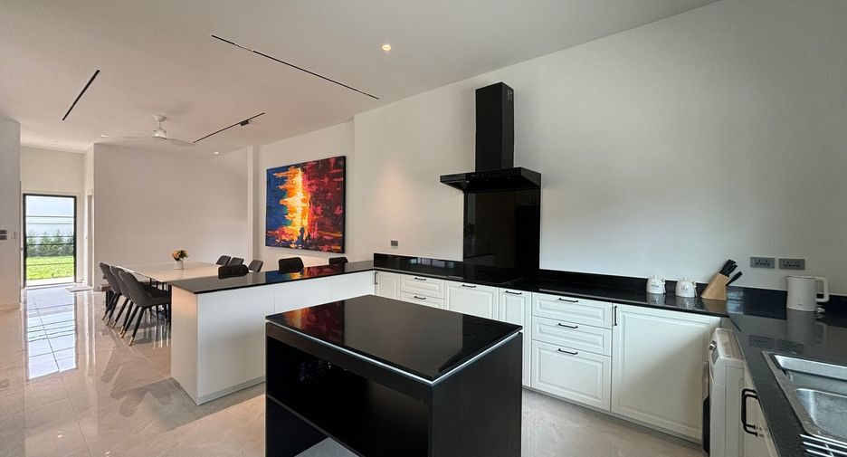 For sale and for rent 4 bedrooms villa in Thalang, Phuket