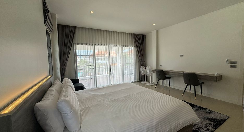For sale and for rent 4 bedrooms villa in Thalang, Phuket