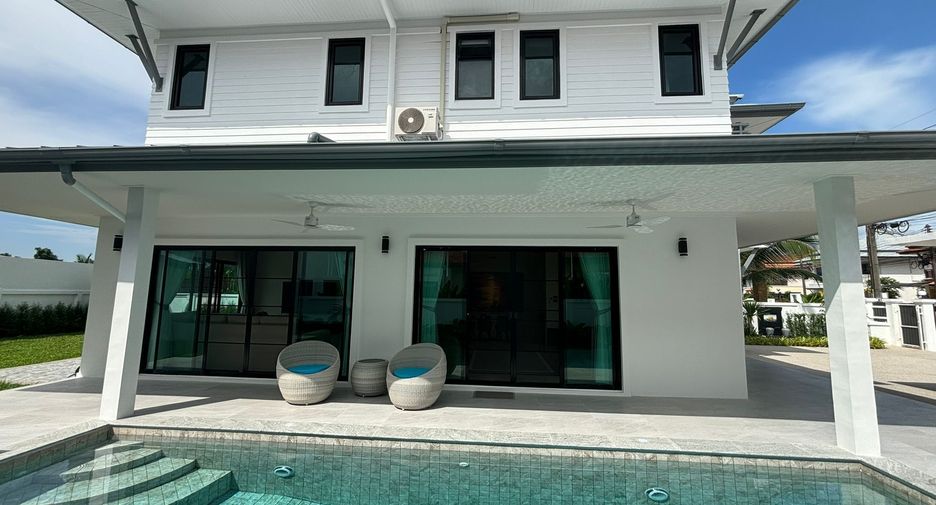 For sale and for rent 4 bedrooms villa in Thalang, Phuket