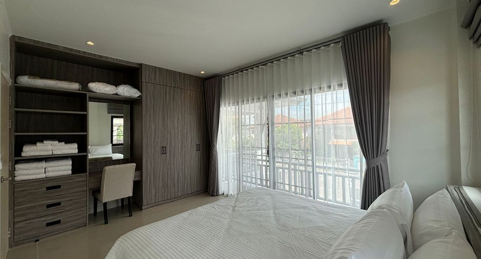 For sale and for rent 4 bedrooms villa in Thalang, Phuket