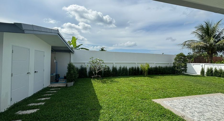 For sale and for rent 4 bedrooms villa in Thalang, Phuket