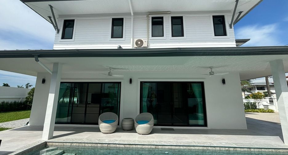 For sale and for rent 4 bedrooms villa in Thalang, Phuket