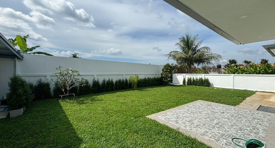 For sale and for rent 4 bedrooms villa in Thalang, Phuket