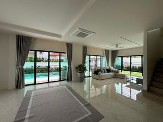 For rent and for sale 4 bedrooms villa in Thalang, Phuket