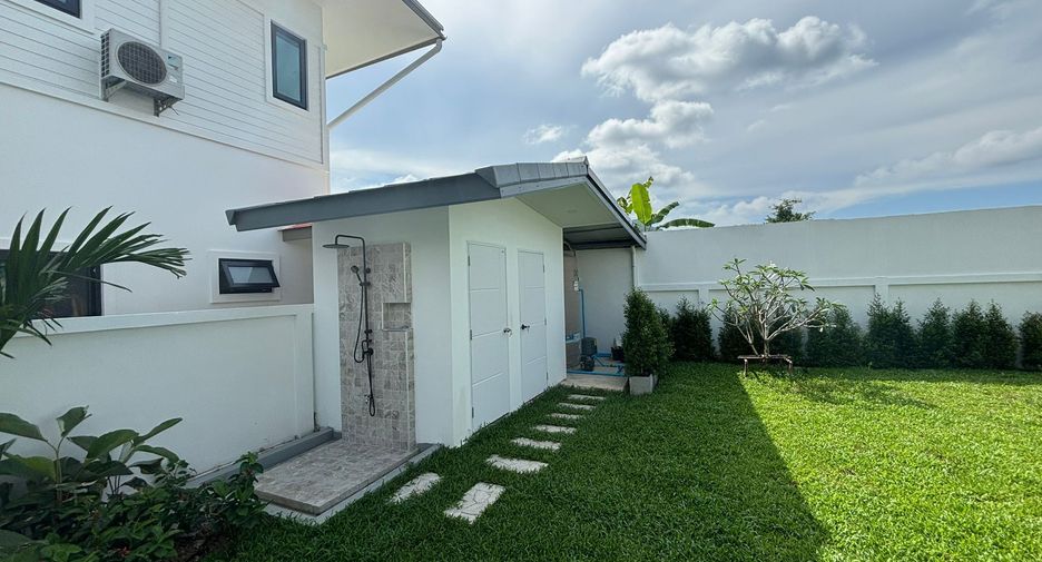 For sale and for rent 4 bedrooms villa in Thalang, Phuket