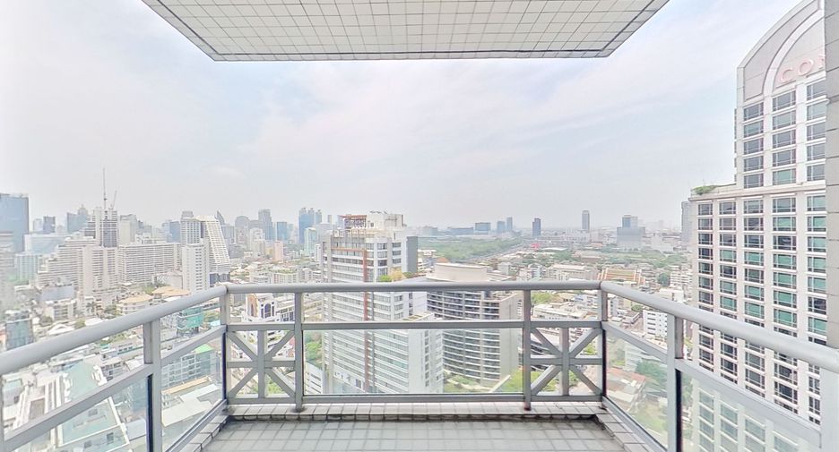 For sale 3 bedrooms condo in Pathum Wan, Bangkok
