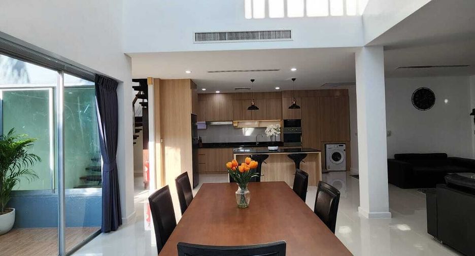 For sale and for rent 3 bedrooms townhouse in Mueang Phuket, Phuket