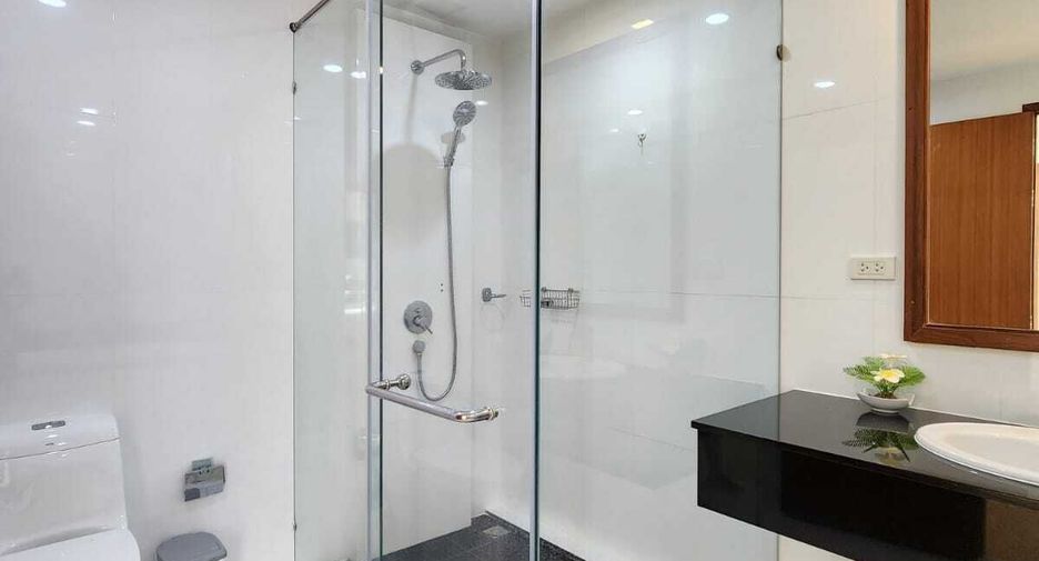For sale and for rent 3 bedrooms townhouse in Mueang Phuket, Phuket