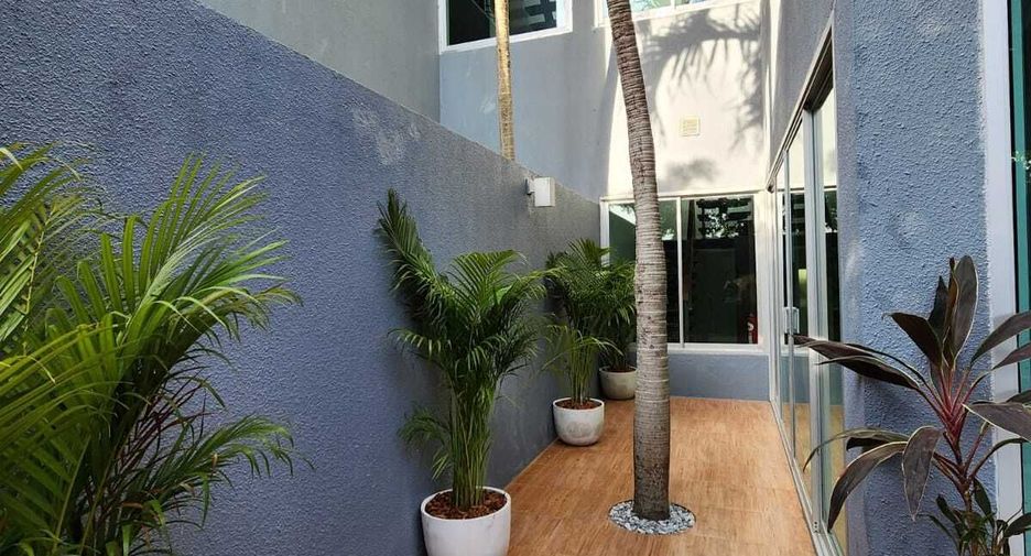 For sale and for rent 3 bedrooms townhouse in Mueang Phuket, Phuket