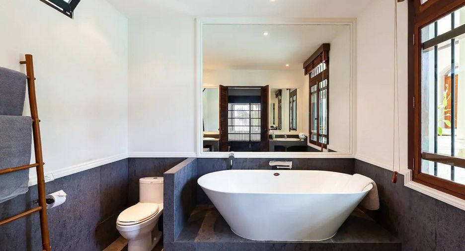 Villa en alquiler de 4 habitaciones en Mueang Phuket, Phuket