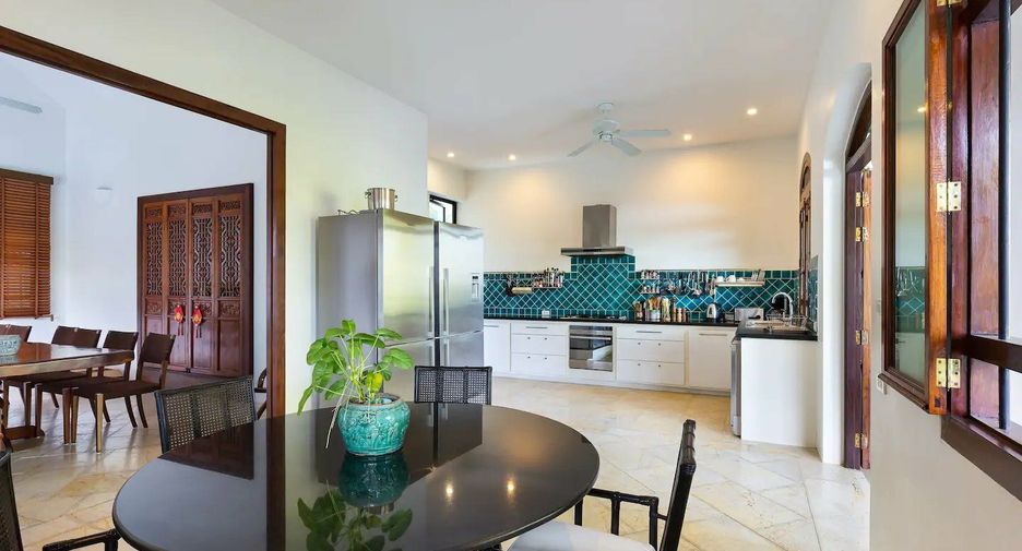 Villa en alquiler de 4 habitaciones en Mueang Phuket, Phuket