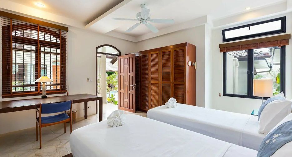 Villa en alquiler de 4 habitaciones en Mueang Phuket, Phuket