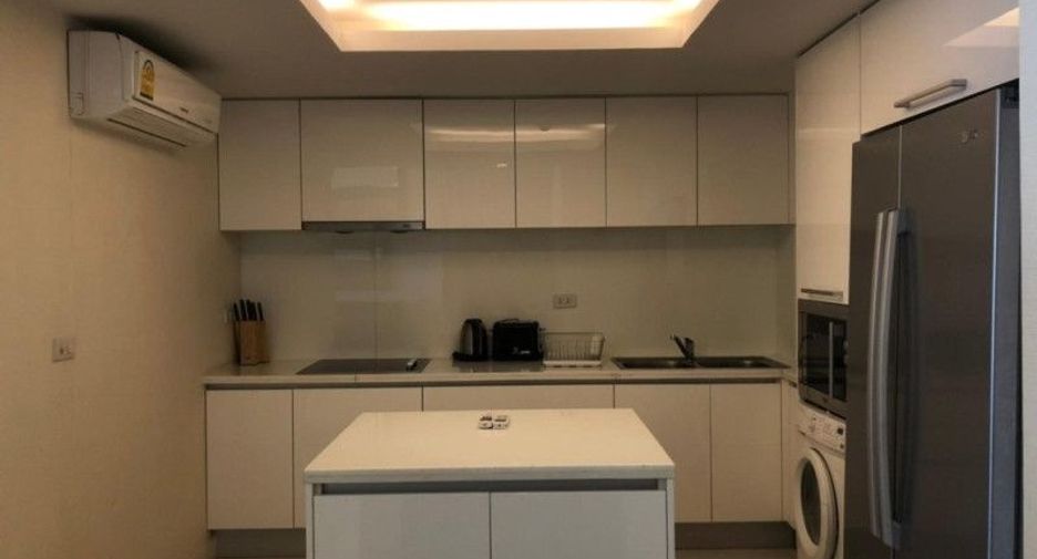 Condo en alquiler de 2 habitaciones en Pathum Wan, Bangkok