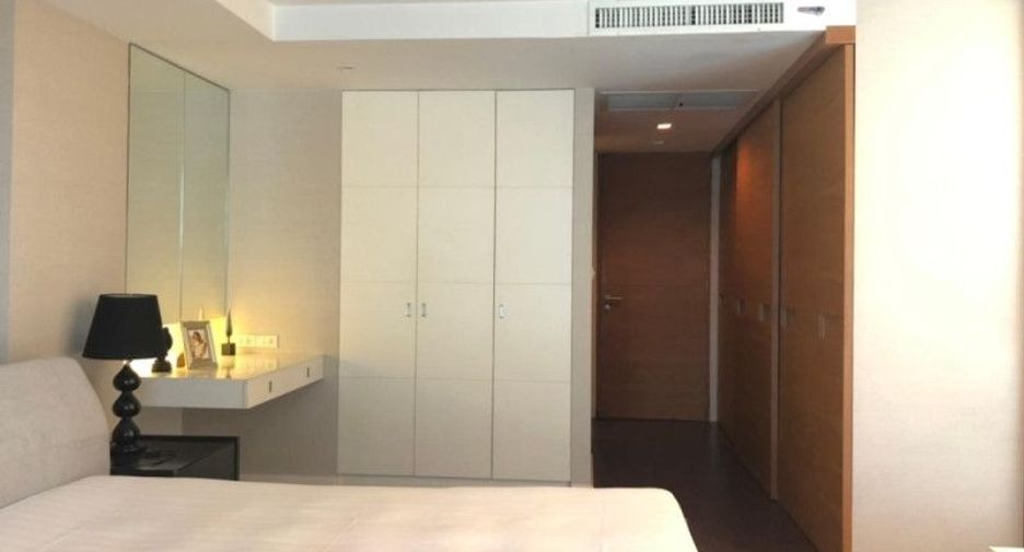 Condo en alquiler de 2 habitaciones en Pathum Wan, Bangkok