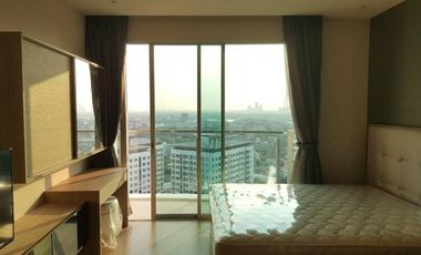 Wohnung zum Kauf mit 1 Zimmer in Khlong Toei, Bangkok