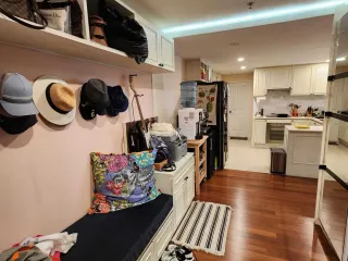 For sale 2 bedrooms condo in Huai Khwang, Bangkok