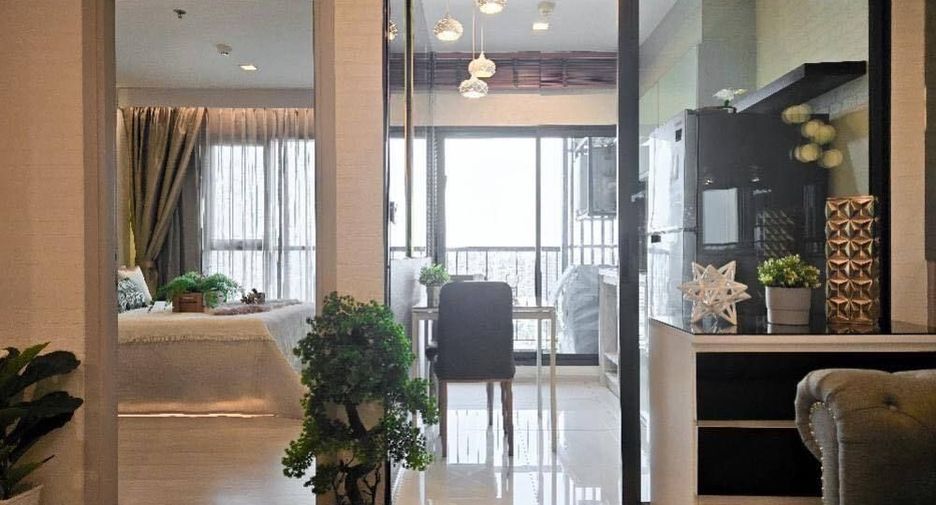 À louer 1 chambre condo à Khlong Toei, Bangkok
