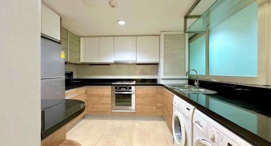 Wohnung zur Miete mit 2 Zimmer in Pathum Wan, Bangkok
