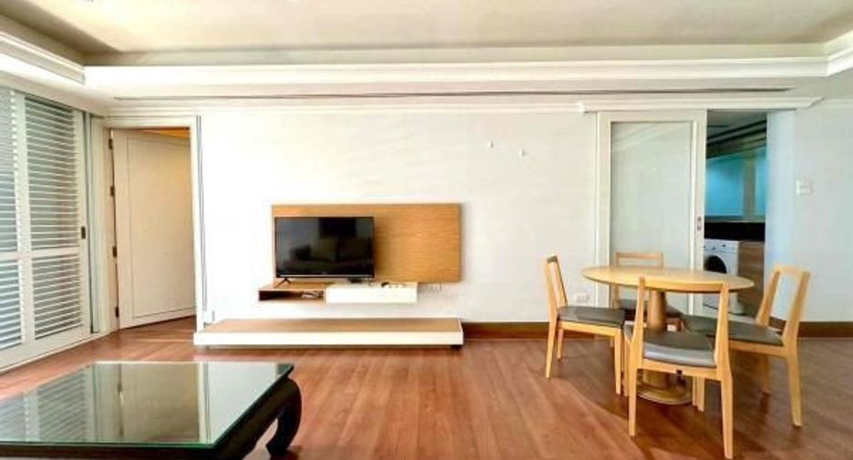 Wohnung zur Miete mit 2 Zimmer in Pathum Wan, Bangkok