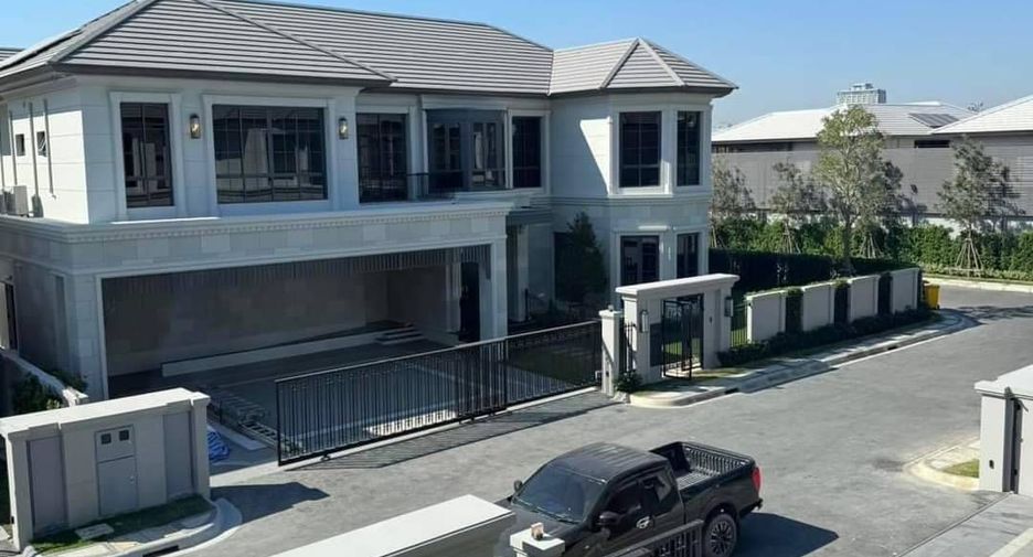 Haus zur Miete mit 4 Zimmer in Bang Kapi, Bangkok