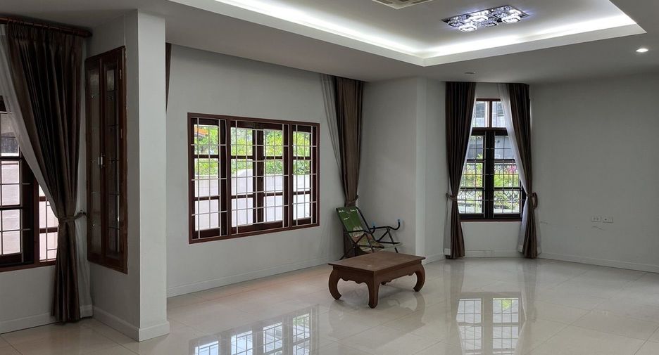 For rent 4 ベッドルーム house in Mueang Phuket, Phuket