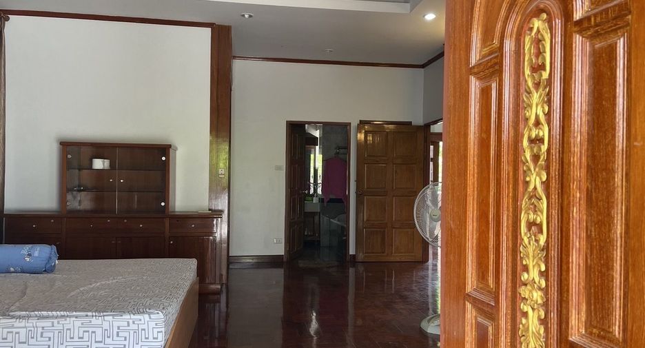 For rent 4 ベッドルーム house in Mueang Phuket, Phuket