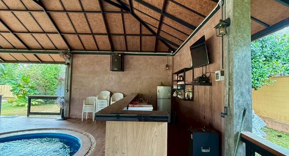 For rent 4 bedrooms house in Thalang, Phuket