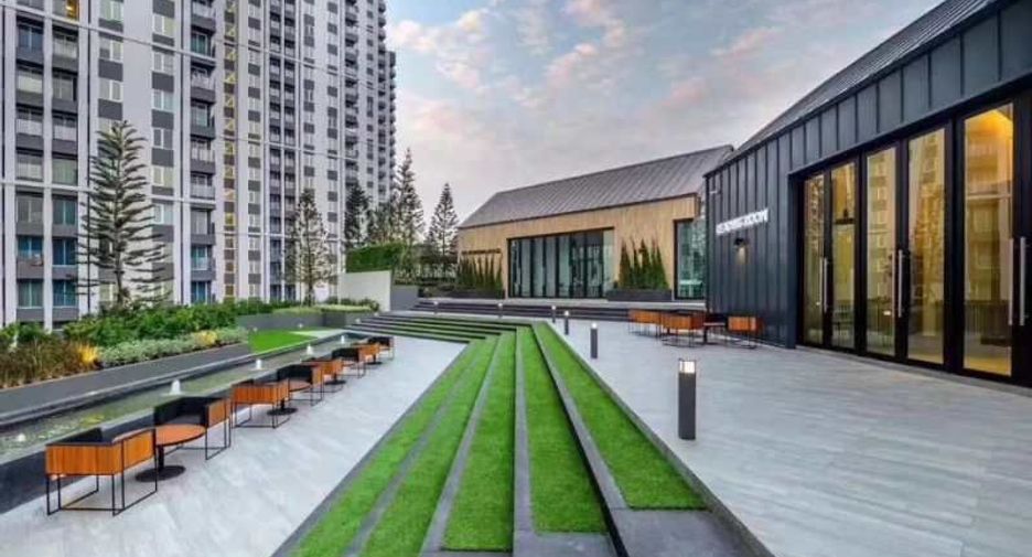For rent 2 ベッドルーム condo in Huai Khwang, Bangkok
