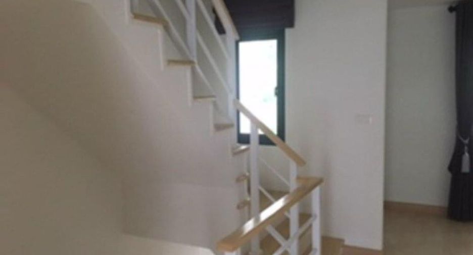 Reihenhaus zum Kauf mit 3 Zimmer in Wang Thonglang, Bangkok