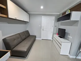 Condo en alquiler de 1 habitaciones en Huai Khwang, Bangkok