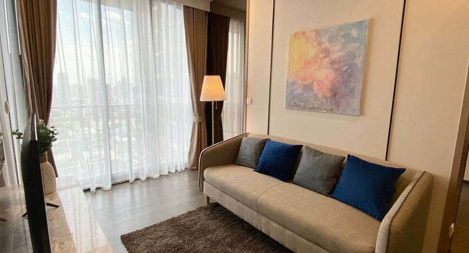 For rent 2 bedrooms condo in Khlong Toei, Bangkok