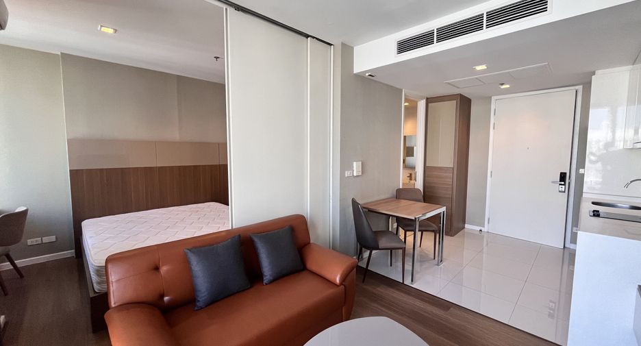 For rent 1 bed condo in Sathon, Bangkok