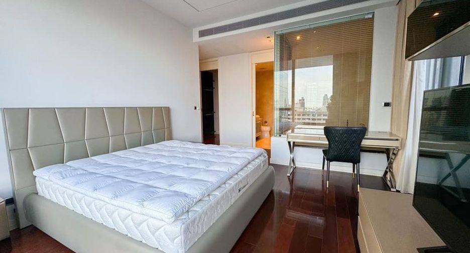 Wohnung zur Miete mit 3 Zimmer in Khlong Toei, Bangkok