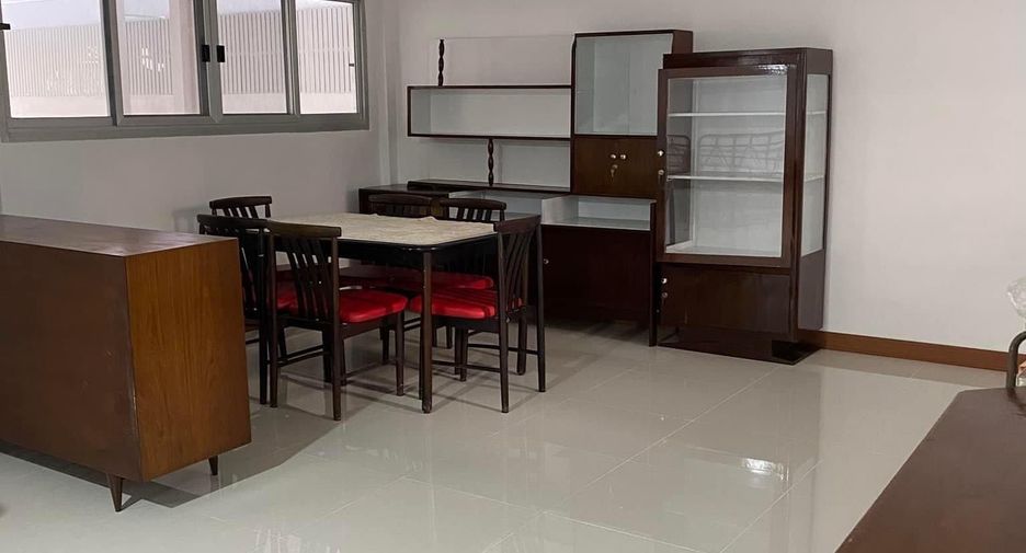 Haus zum Kauf und zur Miete mit 3 Zimmer in Chatuchak, Bangkok