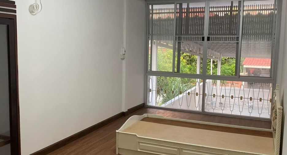 Haus zum Kauf und zur Miete mit 3 Zimmer in Chatuchak, Bangkok