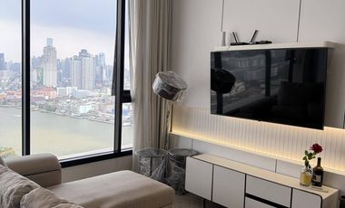 For rent 2 bedrooms condo in Khlong San, Bangkok