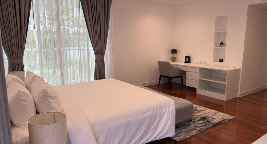 For rent 4 ベッドルーム apartment in Watthana, Bangkok