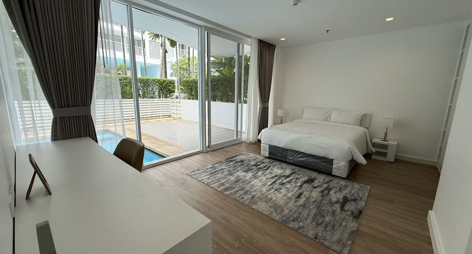 For rent 4 ベッドルーム apartment in Watthana, Bangkok