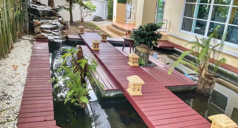 For sale 3 bedrooms villa in Mueang Phuket, Phuket