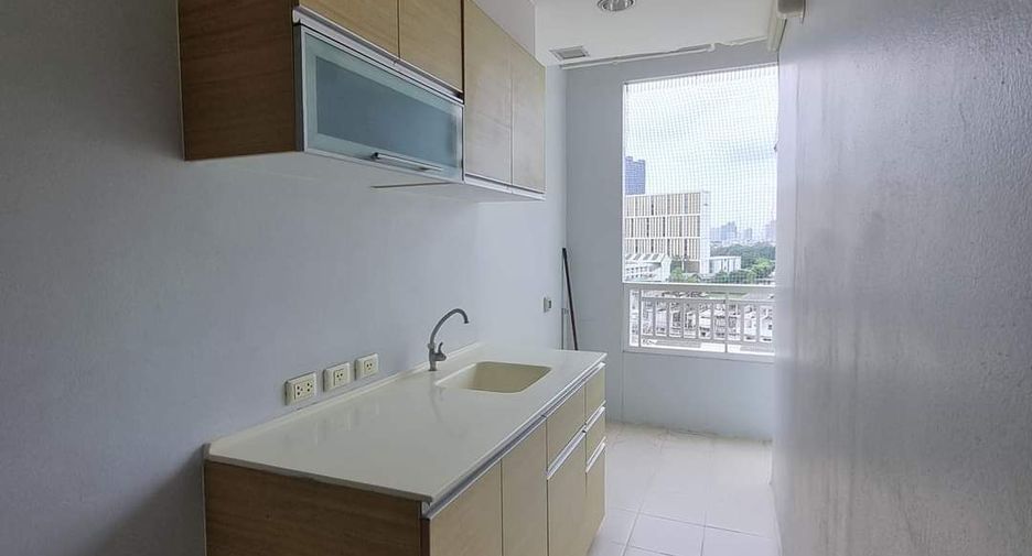 For sale 1 bed condo in Bang Kho Laem, Bangkok