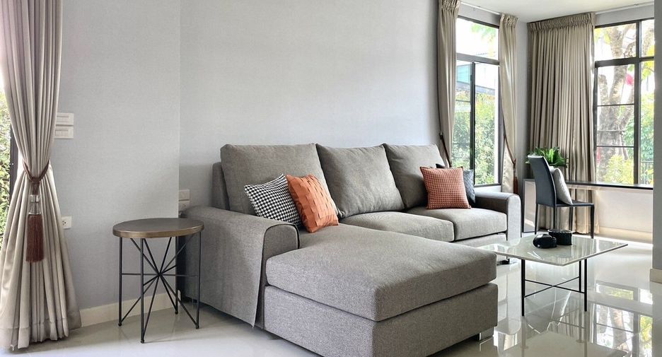 For rent 4 bedrooms house in Prawet, Bangkok